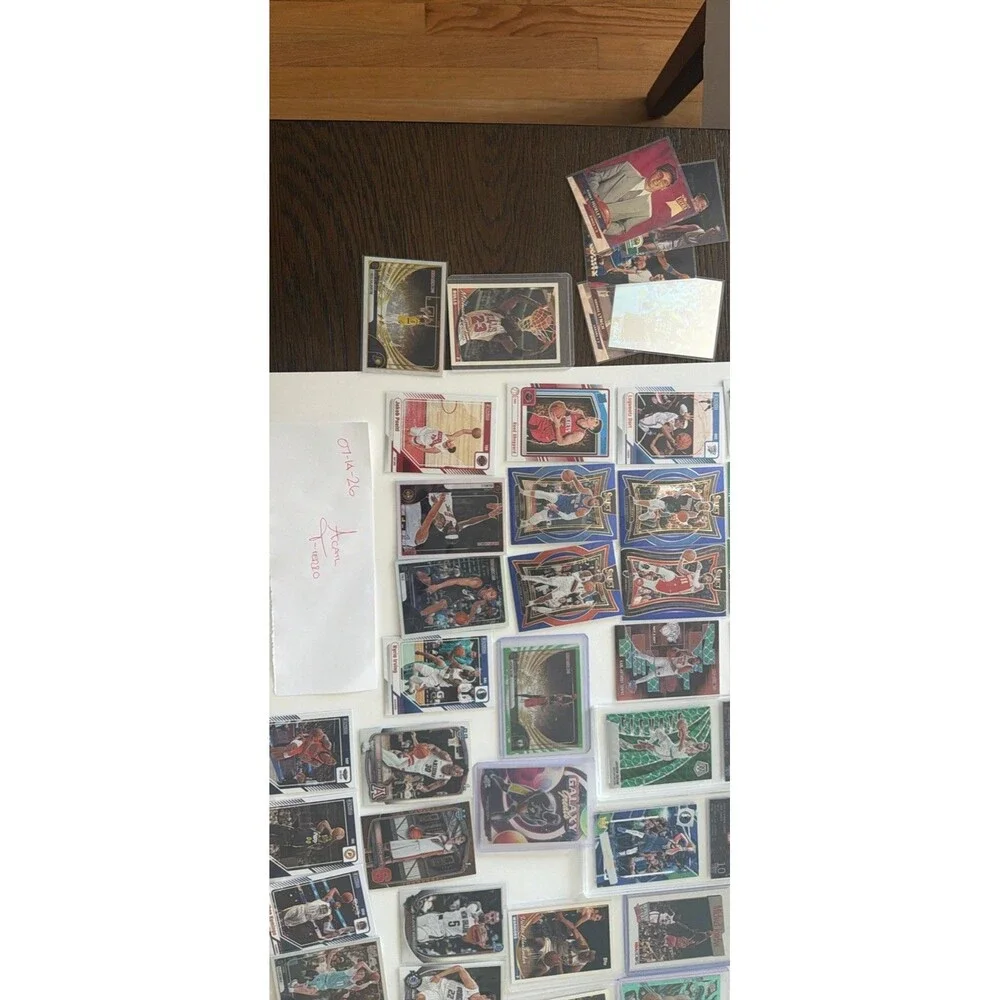 Panini 48-Card NBA 2023-24 Lot Hoops Rookies, MJ Bonus graded Luka and Tatum